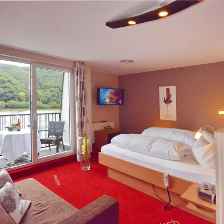 ラインホテル ラム