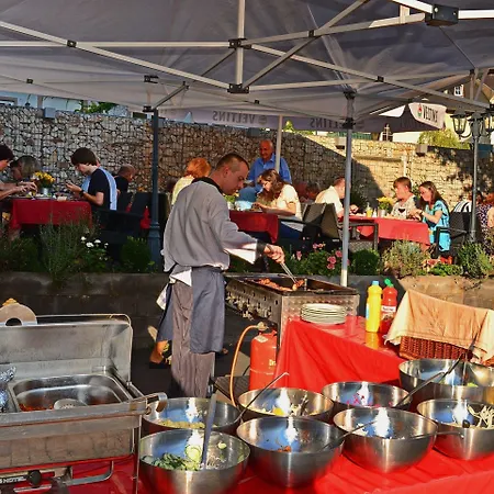 ホテル ラインホテル ラム