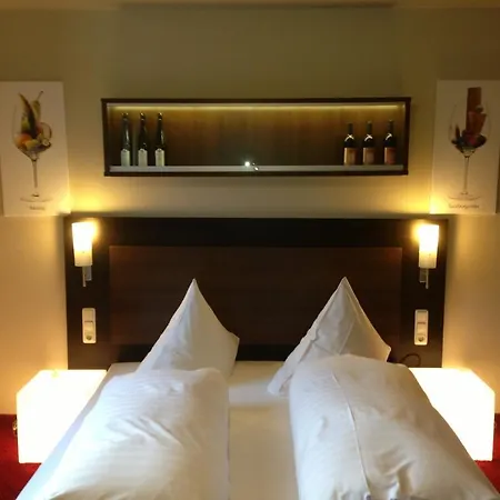 Rheinhotel Lamm Szálloda 3*