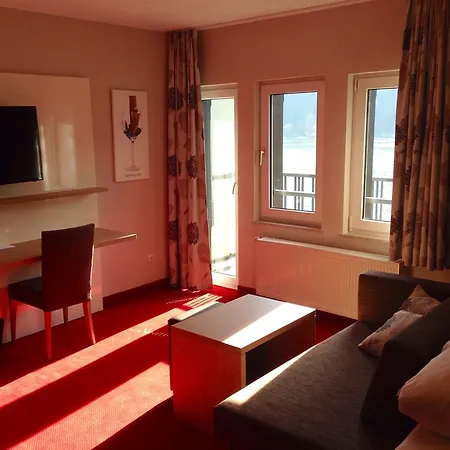 Rheinhotel Lamm Szálloda