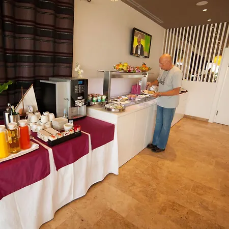 ラインホテル ラム 3* リューデスハイム・アム・ライン